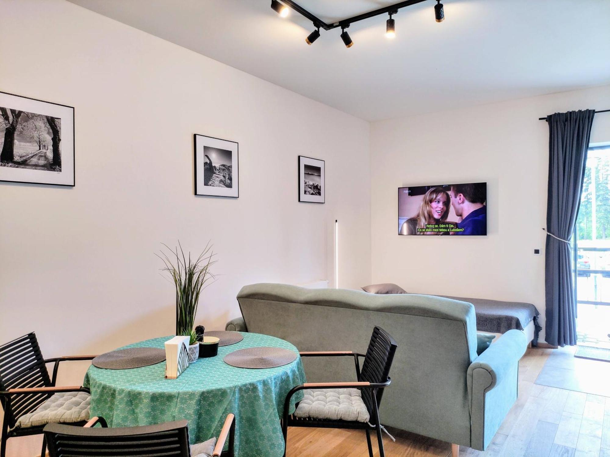 Grand Spa Harrachov - Wellness Luxusni Apartman S Velkou Virivkou, Saunou, Kuchyni A Venkovnim Posezenim V Centru Harrachova Kamer foto