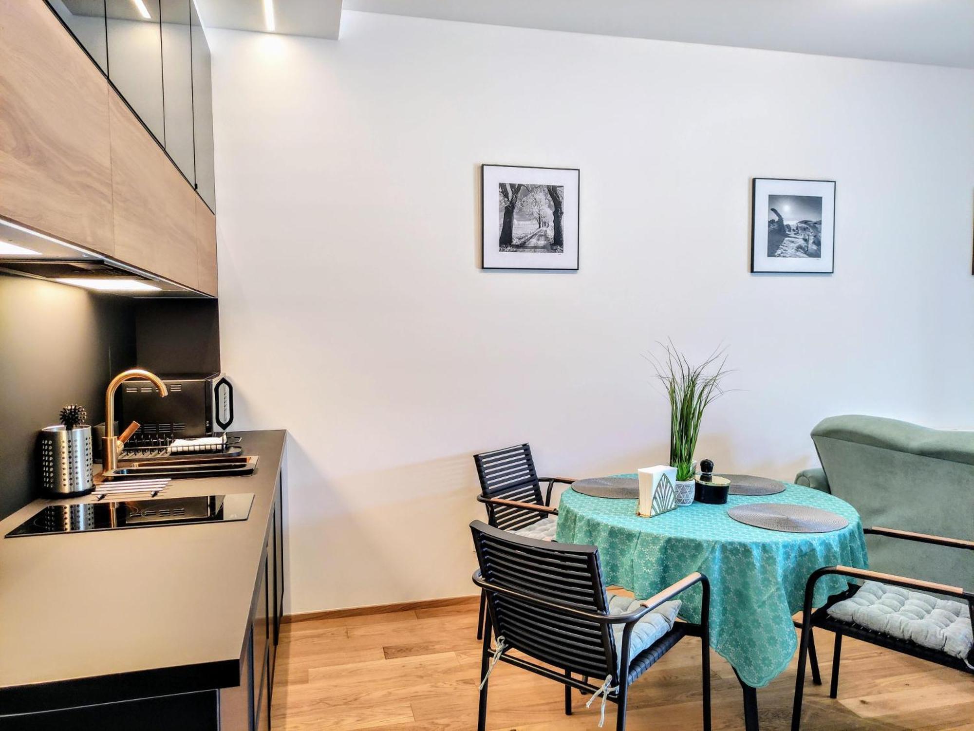 Grand Spa Harrachov - Wellness Luxusni Apartman S Velkou Virivkou, Saunou, Kuchyni A Venkovnim Posezenim V Centru Harrachova Kamer foto